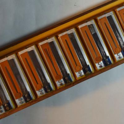 Hohner Gola Basstimmstock vor Instandsetzung